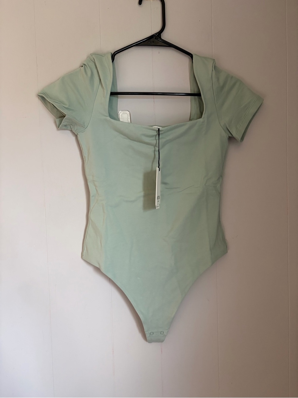 Aritzia Casual Contour Bodysuit in Soft Mint